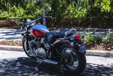 2023 Bonneville SpeedMaster in a CHROME DIABLO RED exterior color. Euro Cycles of Orlando 407-826-4269 eurocyclesoforlando.com 