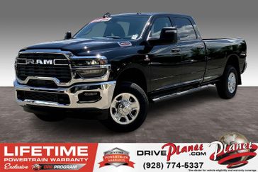 2025 RAM 2500 Tradesman Crew Cab 4x4 8' Box