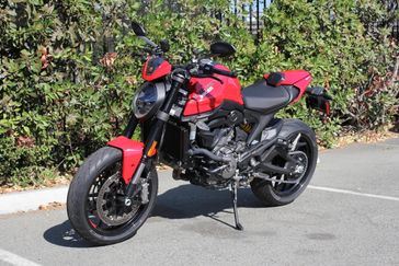 2024 Ducati Monster Plus 