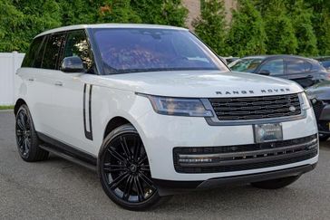 Used 2023 Land Rover Range Rover SE