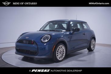 2025 MINI Cooper S 2 Door Hardtop Signature Plus