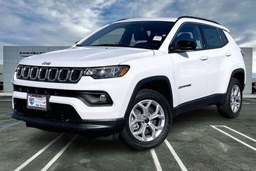 New 2026 Jeep Compass Latitude 4x4