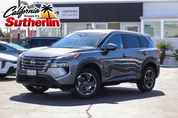 Used 2025 Nissan Rogue SV