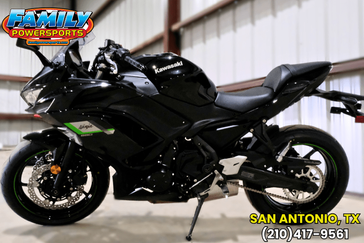 2025 Kawasaki NINJA 650 METALLIC SPARK BLACK AND METALLIC FLAT SPARK BLACK