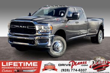 2024 RAM 3500 Tradesman Crew Cab 4x4 8' Box