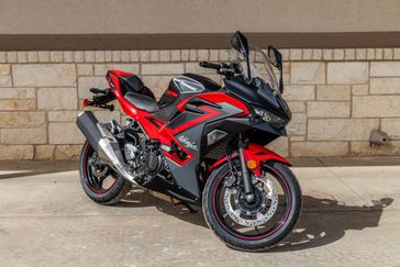 2025 Kawasaki NINJA 500 ABS PASSION RED AND METALLIC FLAT SPARK BLACK AND METALLIC MATTE DARK GRAY