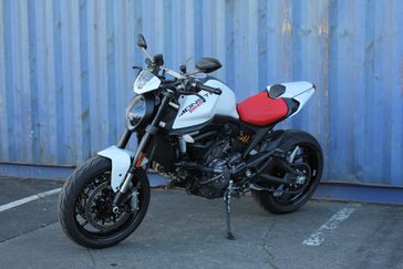 2024 Ducati Monster Plus 