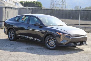 New 2026 Kia K4 LXS