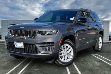 New 2026 Jeep Grand Cherokee Laredo X 4x4