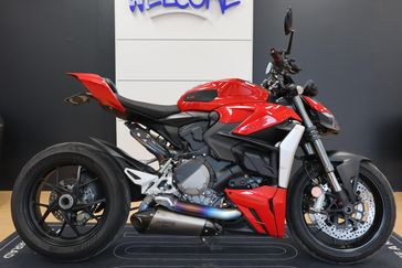 Used 2023 Ducati Street Fighter V2 