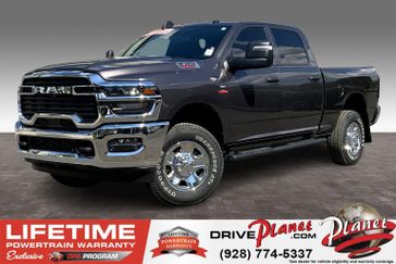 2025 RAM 2500 Tradesman Crew Cab 4x4 6'4' Box