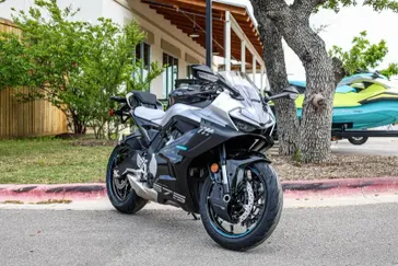 2025 CFMOTO 675SS NEBULA BLACK 