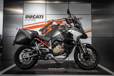 New 2026 Ducati Multistrada V4 S TRAVEL  RADAR 