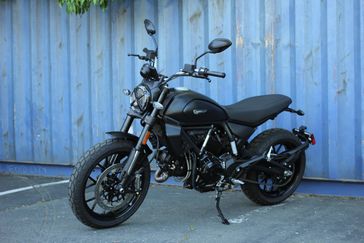 2025 Ducati Scrambler Icon Dark 
