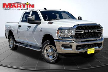 2024 RAM 2500 Tradesman Crew Cab 4x4 6'4' Box