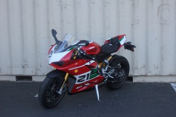 BAYLISS LIVERY