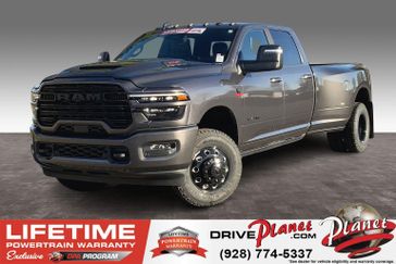 2025 RAM 3500 Laramie Crew Cab 4x4 8' Box