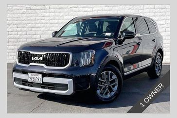 Used 2025 Kia Telluride LX