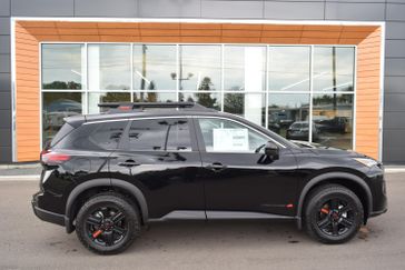 SUPER BLACK
