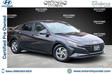 2022 Hyundai Elantra SE
