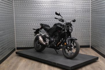 USED 2025 HONDA CB300R ABS 