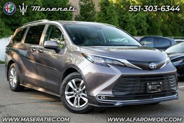 Used 2024 Toyota Sienna XLE