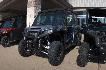 New 2025 Kawasaki RIDGE XR Crew Limited HVAC 