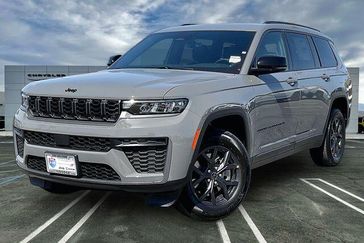 New 2027 Jeep Grand Cherokee Laredo Altitude