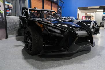 NEW 2024 POLARIS SLINGSHOT S WITH TECHNOLOGY PACKAGE AUTODRIVE 