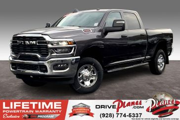 2025 RAM 2500 Tradesman Crew Cab 4x4 6'4' Box