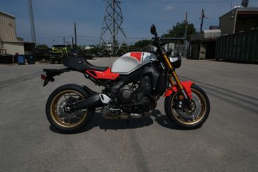 2024 YAMAHA XSR900 HERITAGE WHITE