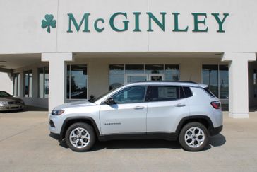 New 2025 Jeep Compass Latitude 4x4