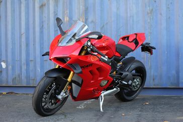 DUCATI RED