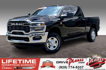 2025 RAM 2500 Tradesman Crew Cab 4x4 6'4' Box
