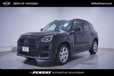2025 MINI Countryman S All4 Signature Plus
