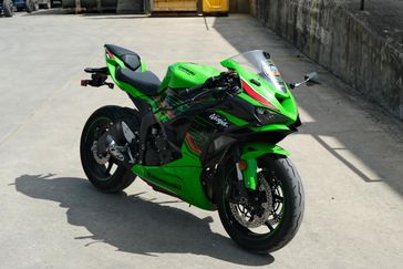 2024 KAWASAKI NINJA ZX6R ABS KRT EDITION LIME GREEN AND EBONY 