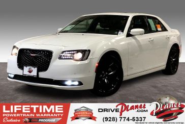 2022 Chrysler 300 300S