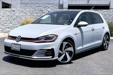 Used 2018 Volkswagen Golf GTI 2.0T SE
