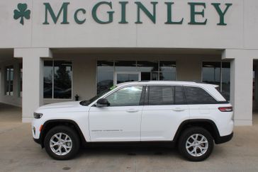 Used 2023 Jeep Grand Cherokee LIMITED 4X4