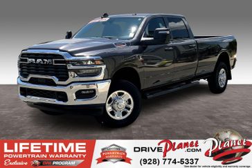 2025 RAM 2500 Tradesman Crew Cab 4x4 8' Box