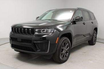 New 2027 Jeep Grand Cherokee L Laredo Altitude 4x2