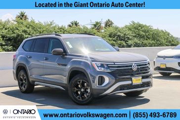 New 2026 Volkswagen Atlas 2.0T Peak Edition