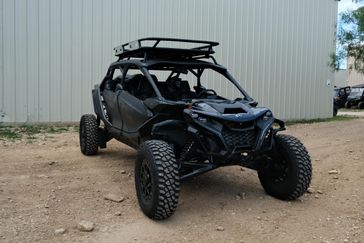 NEW 2026 CAN-AM MAVERICK R MAX X WITH SMART-SHOX 999T DCT 