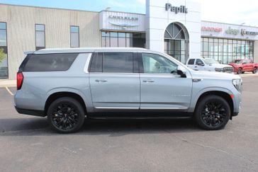 Used 2023 GMC Yukon XL SLT