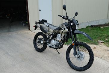 2026 KAWASAKI KLX300 CYPHER CAMO BEIGE AND EBONY 