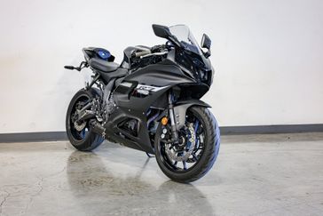 2024 YAMAHA YZFR7