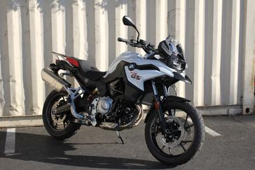 LIGHT WHITE