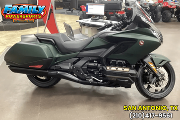 2024 HONDA GOLDWING MATTE ARMORED GREEN METALLIC