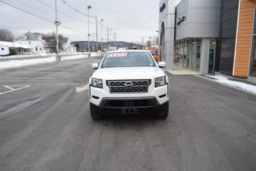 Used 2022 Nissan Frontier Sv