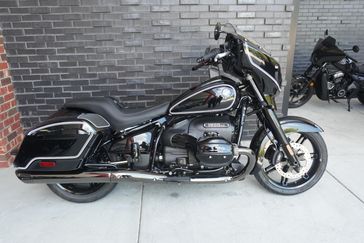 New 2025 BMW R1800B BAGGER DEMO 